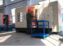 Horizontal machining center